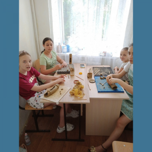 Activități în cadrul taberei vocaționale „Soarele copilăriei”