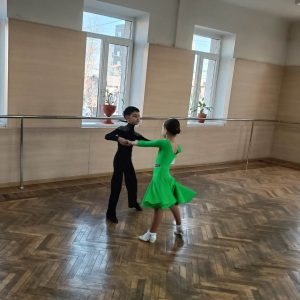 Concursul de sector „Dansul unește generații și tradiții”, secțiunea „Dans sportiv, clasic și modern”